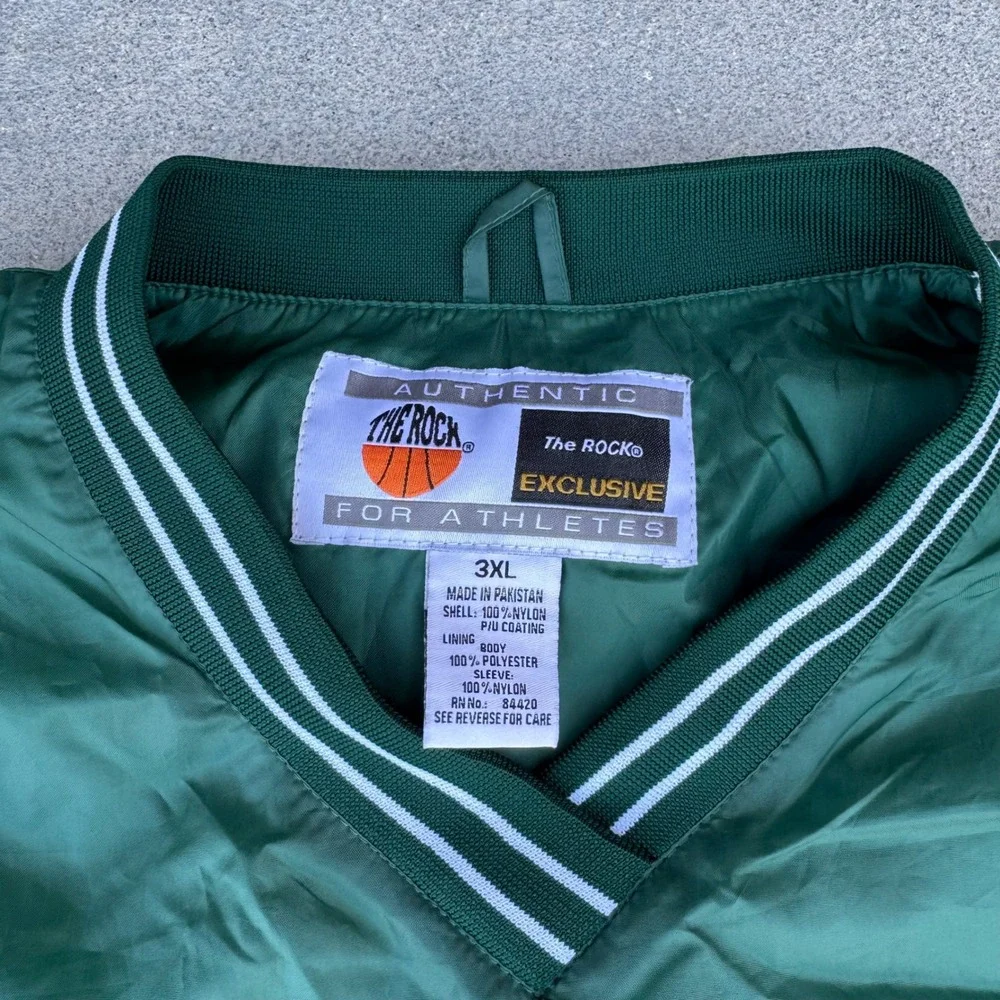 The Rock Authentic Mens 3XL Green Trump Baseball V-Neck Nylon Windbreaker Jacket
